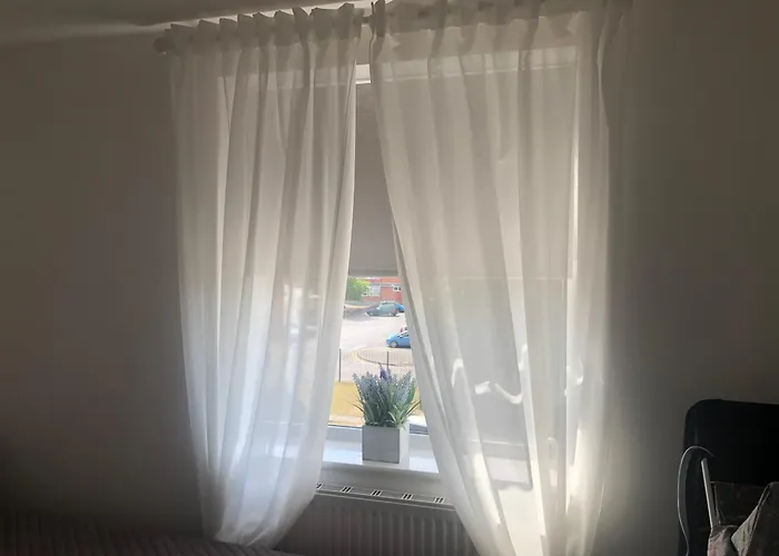 Basildon, Private Room In A Flat