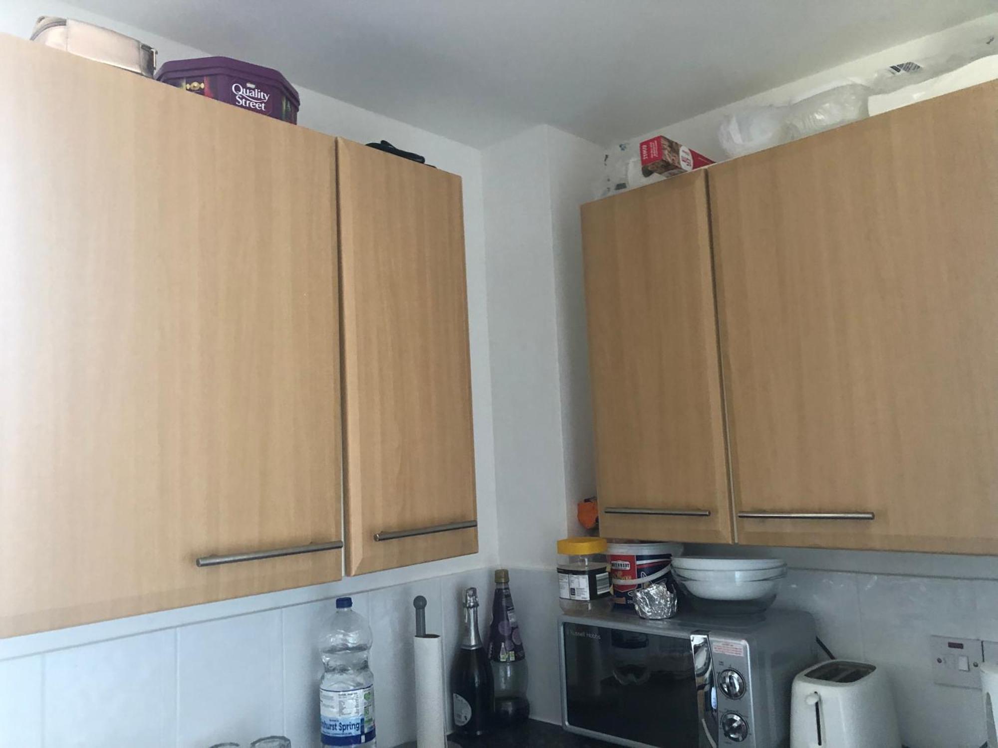 Basildon, Private In A Flat Homestay *